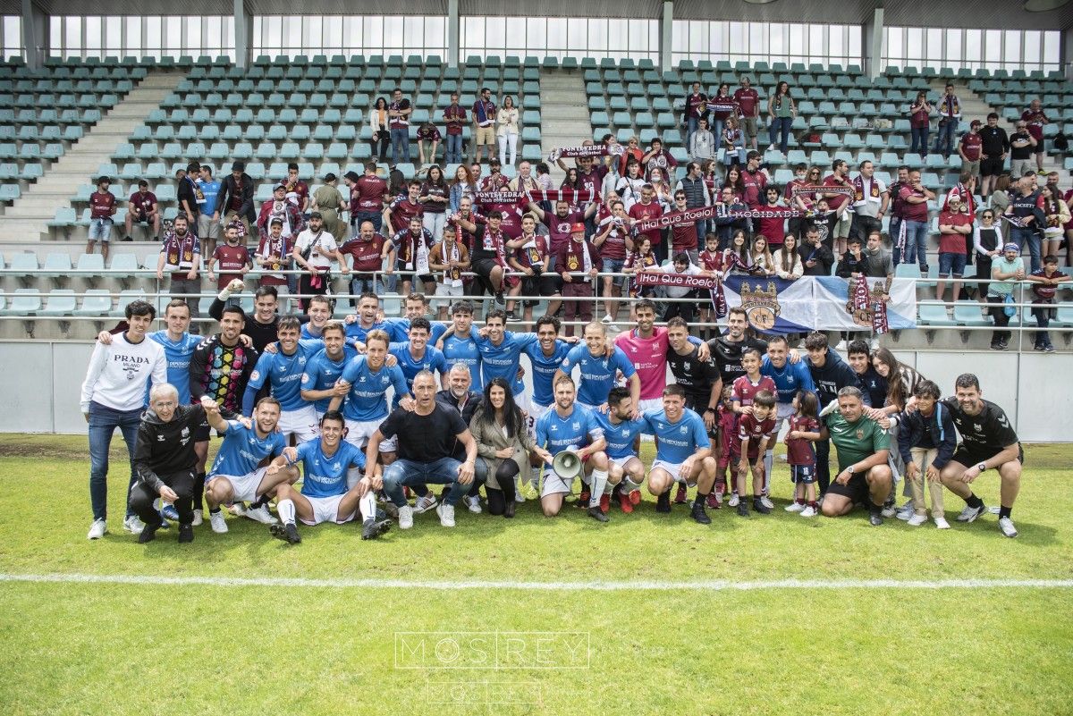 Celebración en Palencia del ascenso del Pontevedra CF