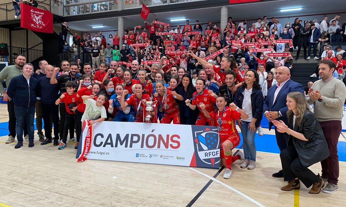 El Poio Pescamar celebra su tercer título de Copa Galicia tras vencer al Ourense Envialia en A Raña