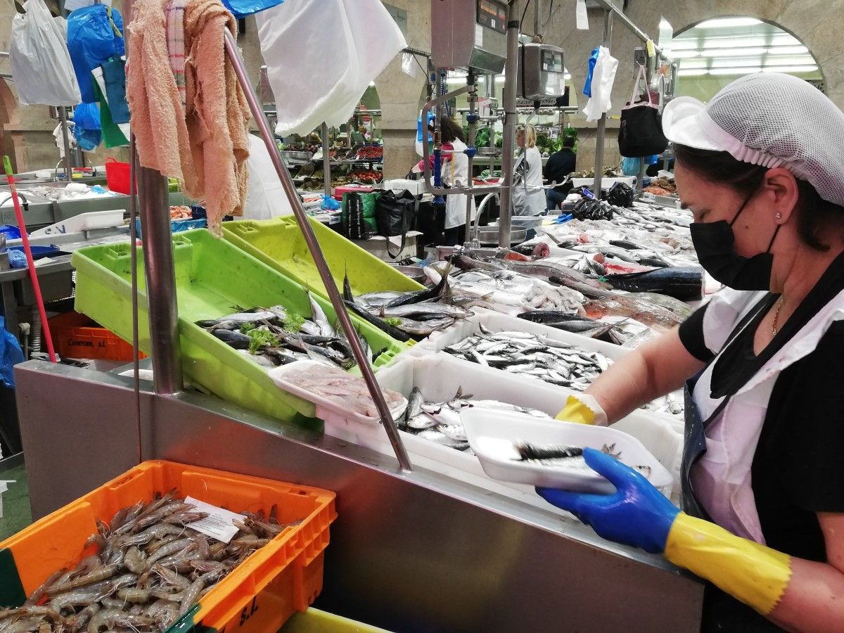 Sardinas en el Mercado de Pontevedra en el día de San Xoán