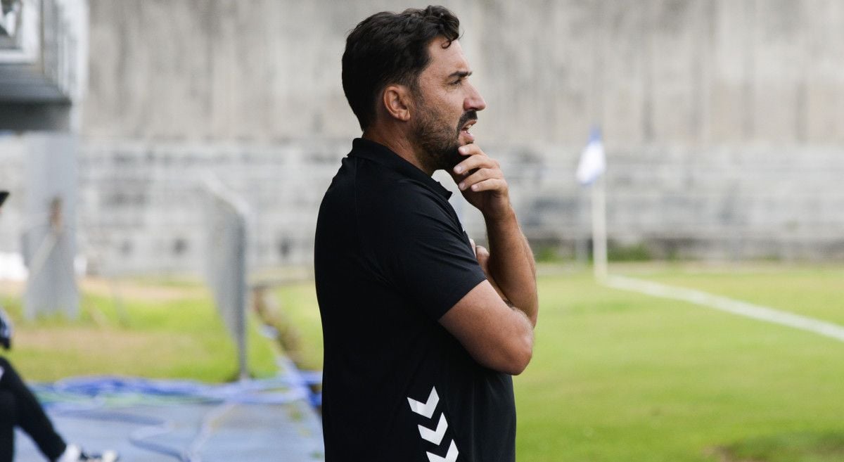 Antonio Fernández, en el partido de pretemporada entre Pontevedra CF y Celta B en Baltar