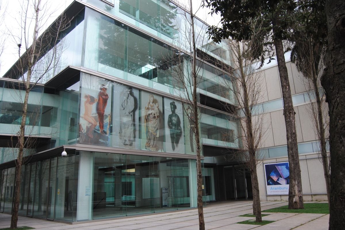 Entrada del Sexto Edificio del Museo de Pontevedra