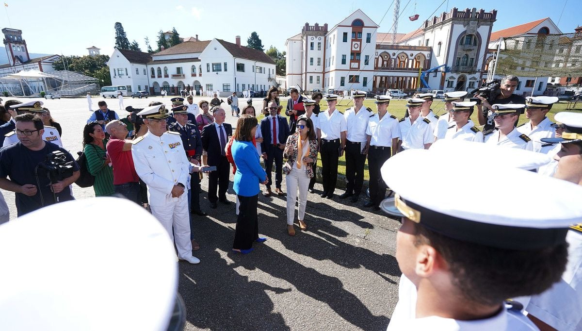 Margarita Robles inaugura el curso académico militar en la Escuela Naval