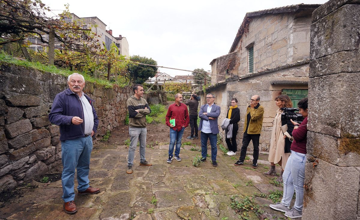 Visita a los hallazgos de las excavaciones arqueológicas en el convento de Santa Clara