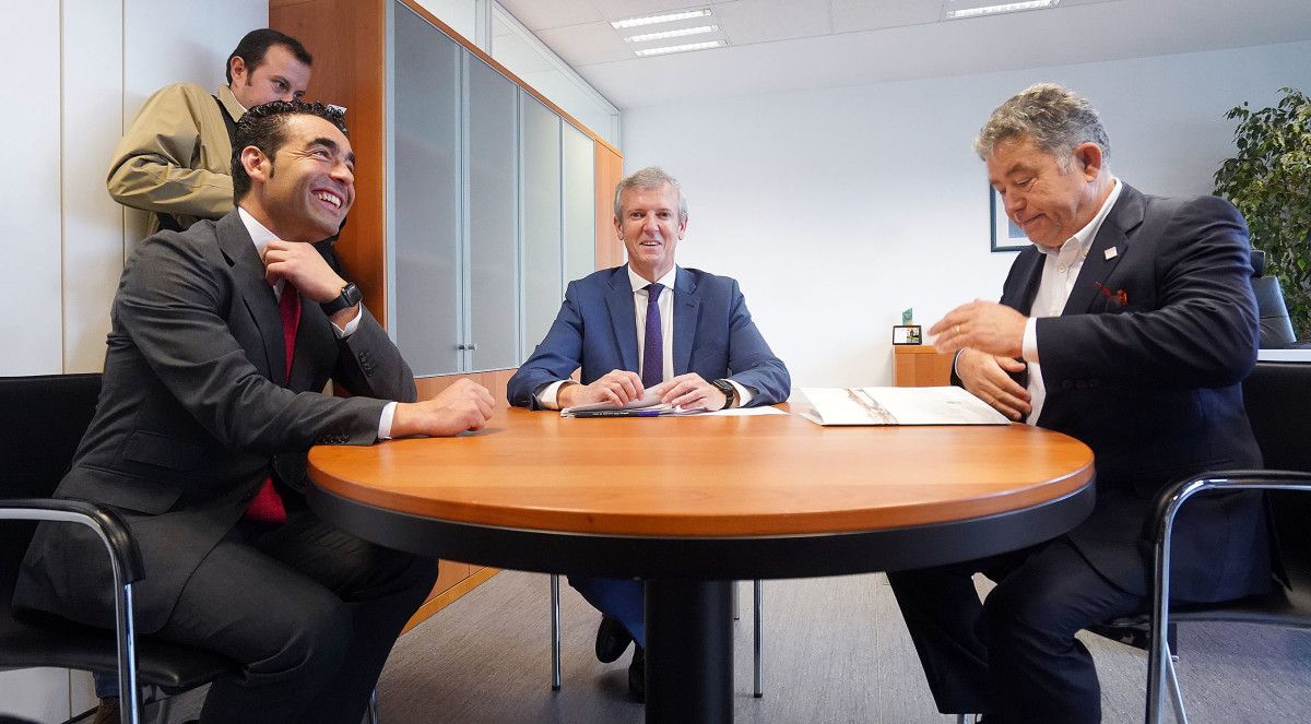 Reunión entre el presidente de la Xunta, Alfonso Rueda, y el alcalde de Pontevedra, Miguel Anxo Fernández Lores