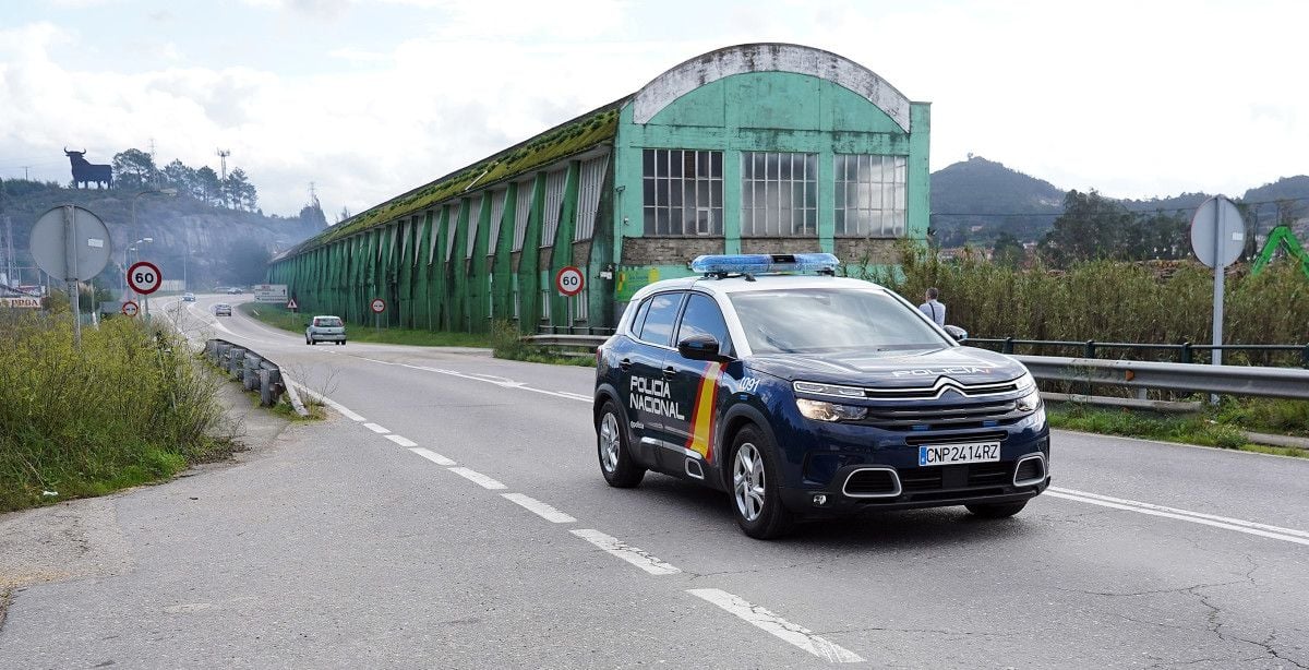 El día después del incendio de una de las naves de Pontesa