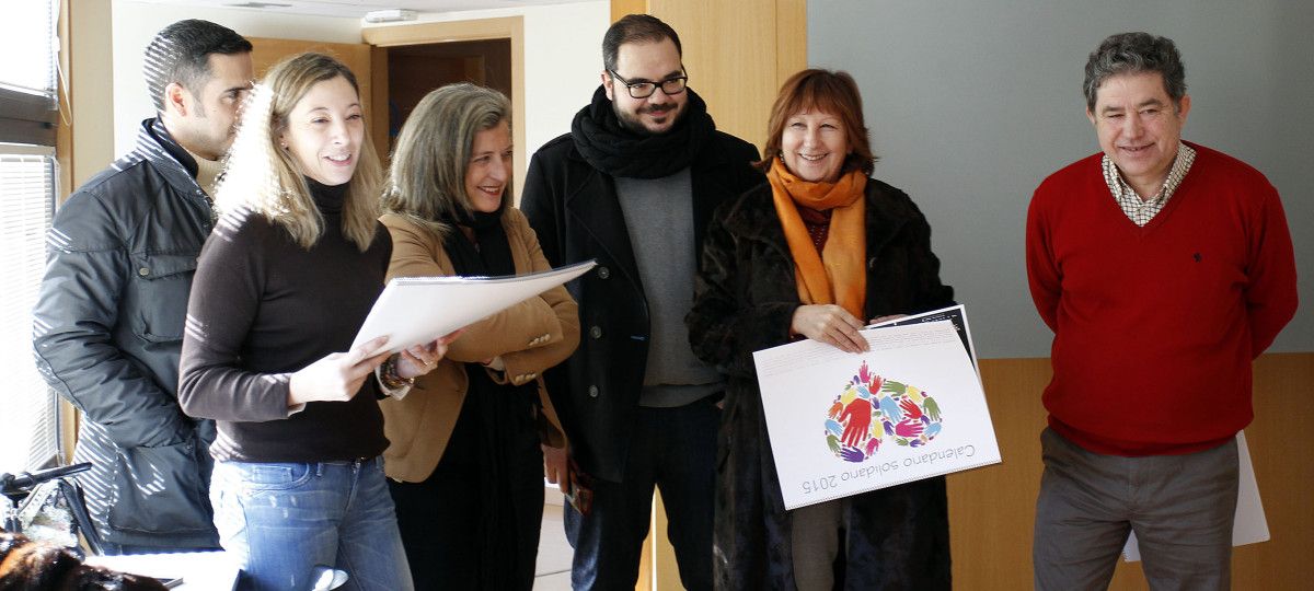 Presentación del calendario solidario de AJE para 2015