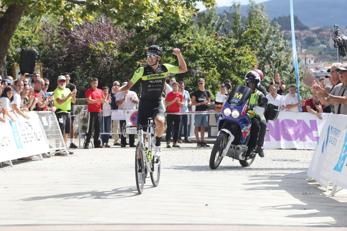 Primeira etapa da XX Volta Ciclista a Galicia en Poio