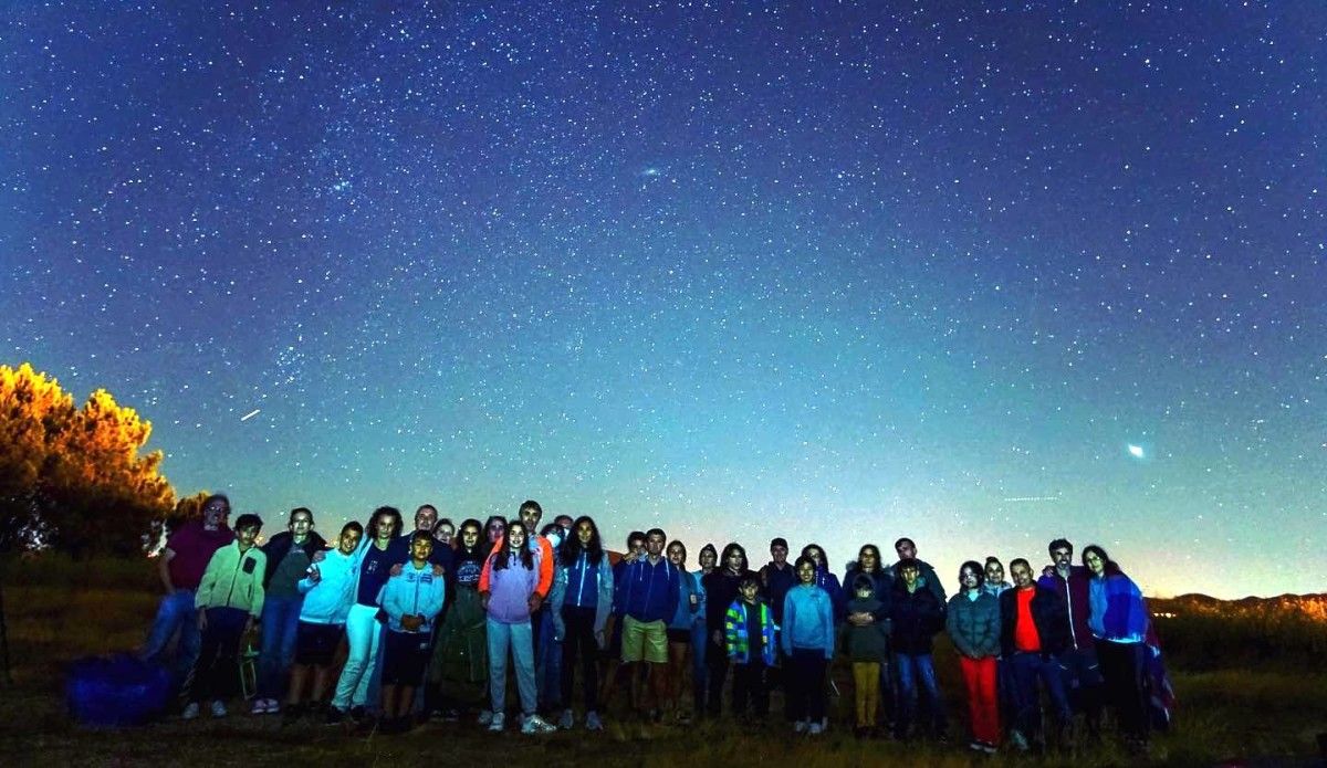 Observación astronómica con la Agrupación astronómica Rías Baixas en Noites Abertas