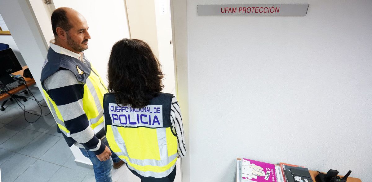 Agentes de la UFAM encargados de la protección de las víctimas de violencia de género