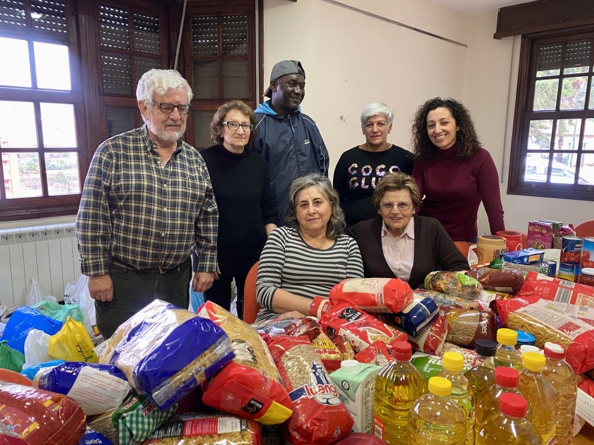 La Semana de la Solidaridad de Marín recoge 1 tonelada de alimentos