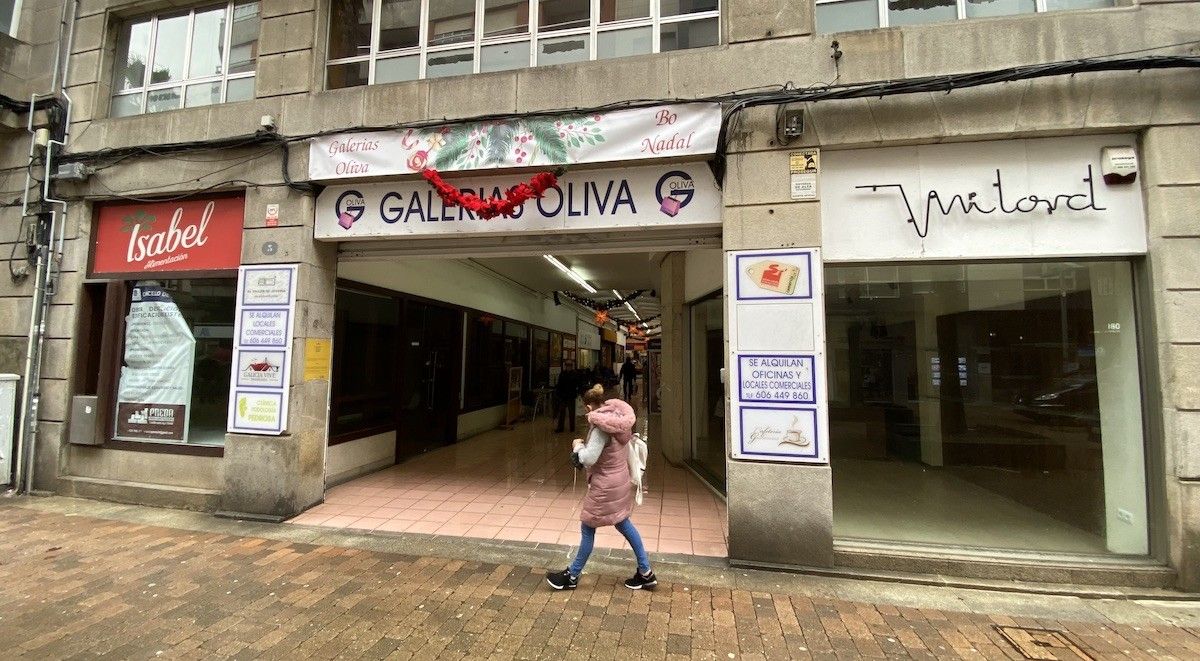 Salida de las Galerías Oliva hacia Gutiérrez Mellado