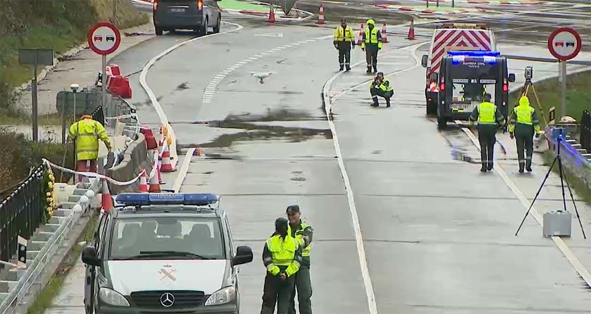 Trabajos de reconstrucción del accidente de Cerdedo