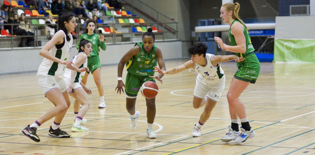 Partido entre CB Arxil y Unicaja en el CTGD