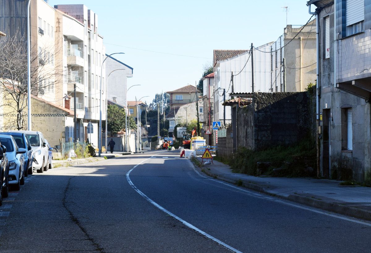 Inicio de las obras en la carretera vieja de Marín