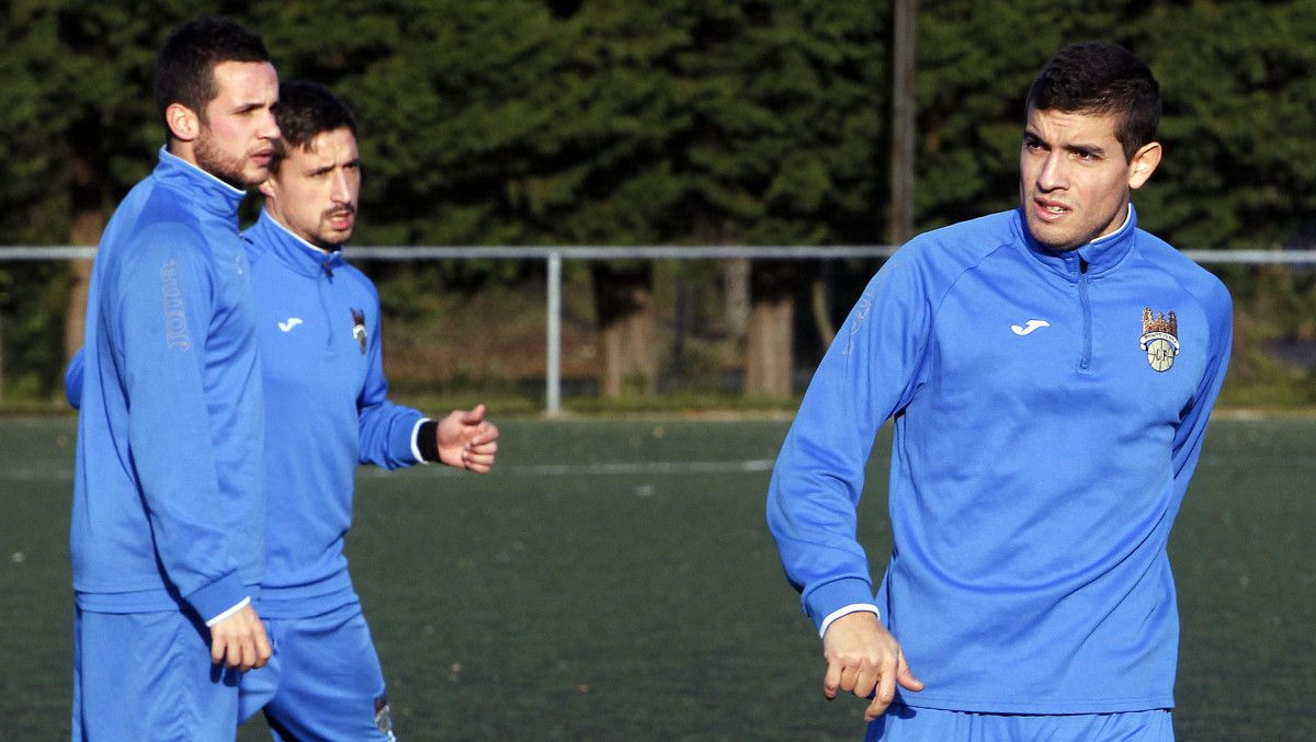 Campillo, Mouriño y Adrián Gómez durante un entrenamiento en A Xunqueira