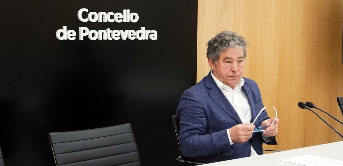 Miguel Anxo Fernández Lores, alcalde de Pontevedra, en la intervención para analizar la sentencia sobre Ence del Tribunal Supremo