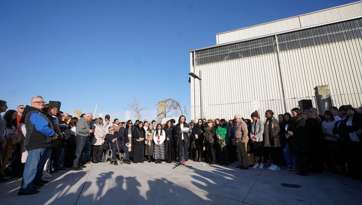 Inauguración en Marín do monumento en homenaxe ás vítimas do Villa de Pitanxo 