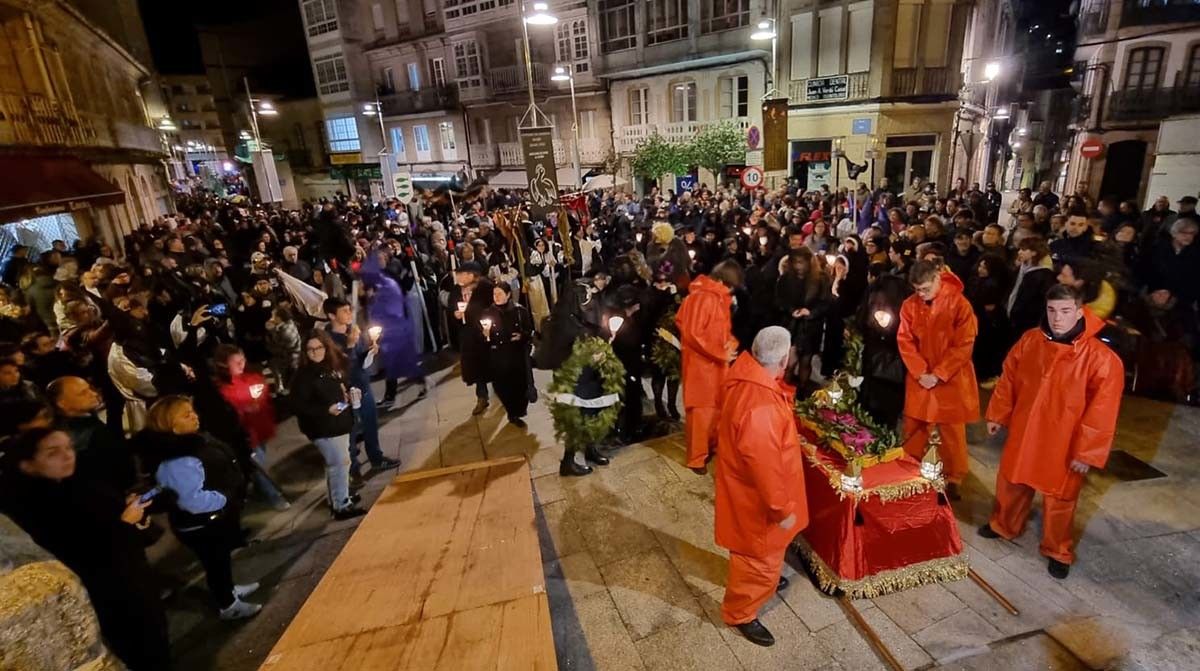 Enterro da Sardiña en Marín