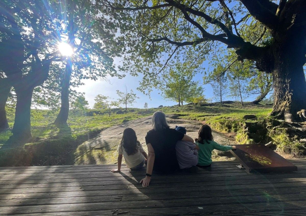 Persoas disfrutando de Campo Lameiro