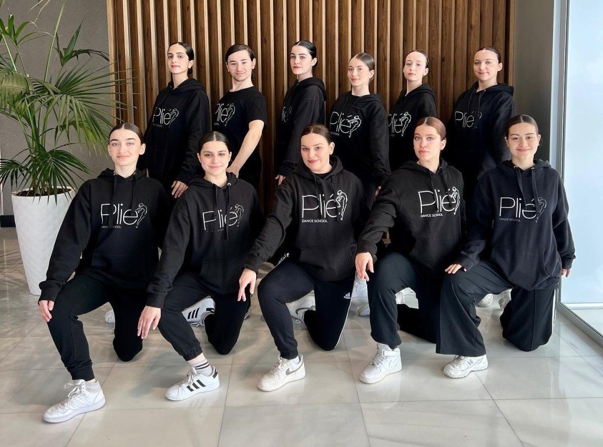 Grupo Plié Dance School