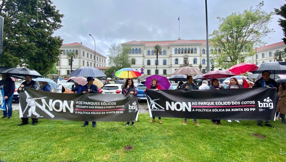 Protesta del BNG contra los parques eólicos