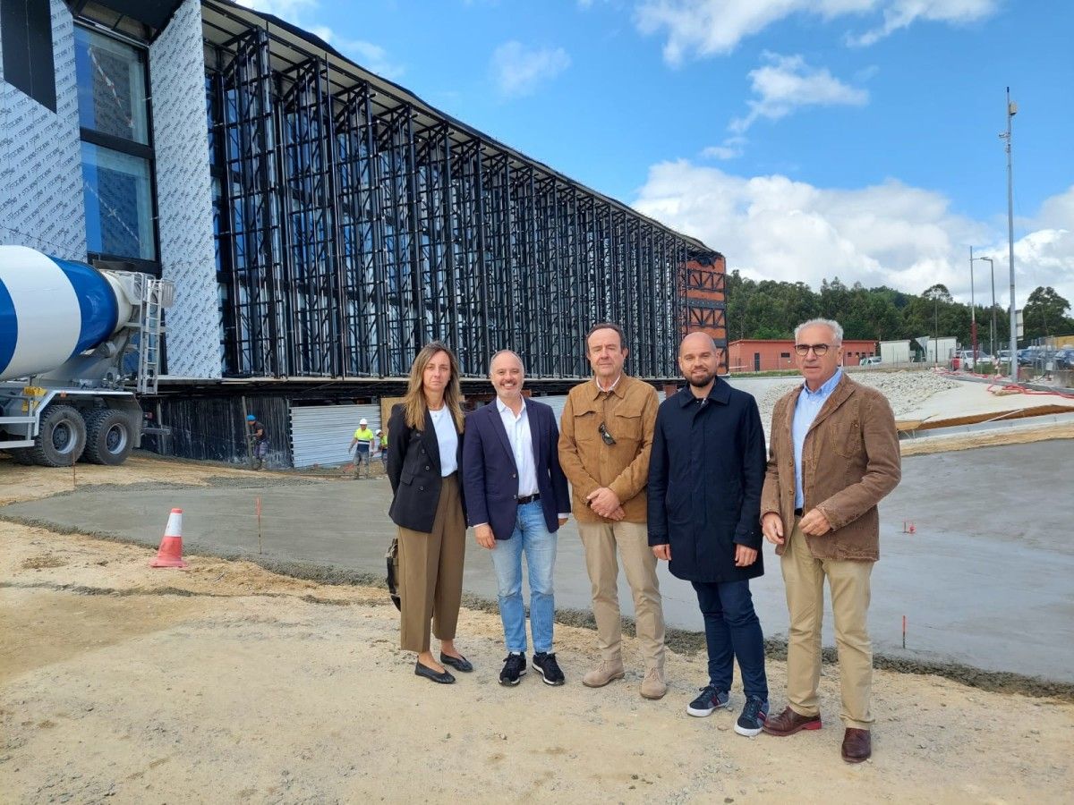 Visita de Iván Puentes al polígono de O Campiño