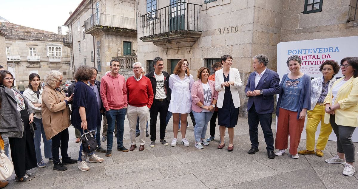 Acto electoral del BNG delante el Museo de Pontevedra