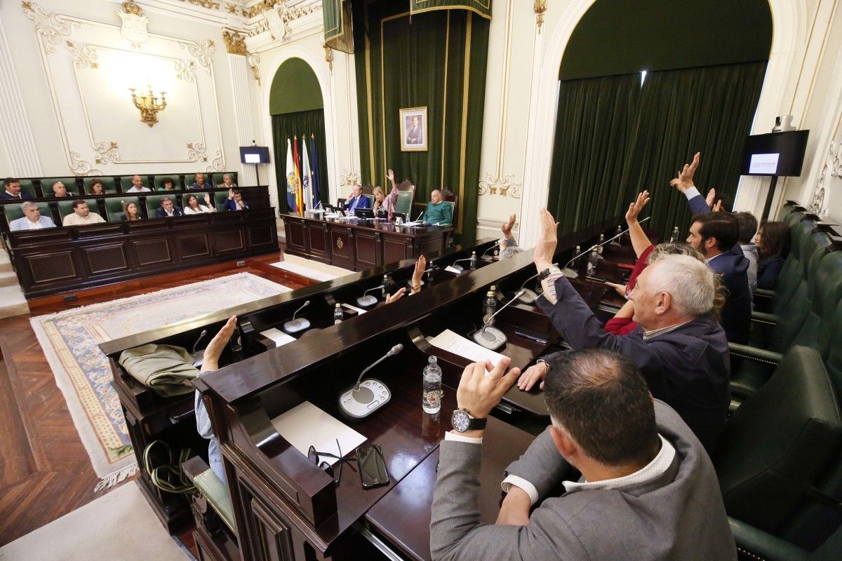 Pleno de la Deputación de Pontevedra 