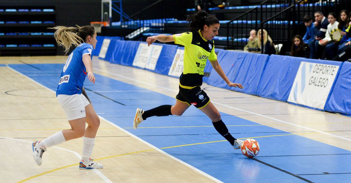 Partido entre Marín Futsal y Melilla en A Raña