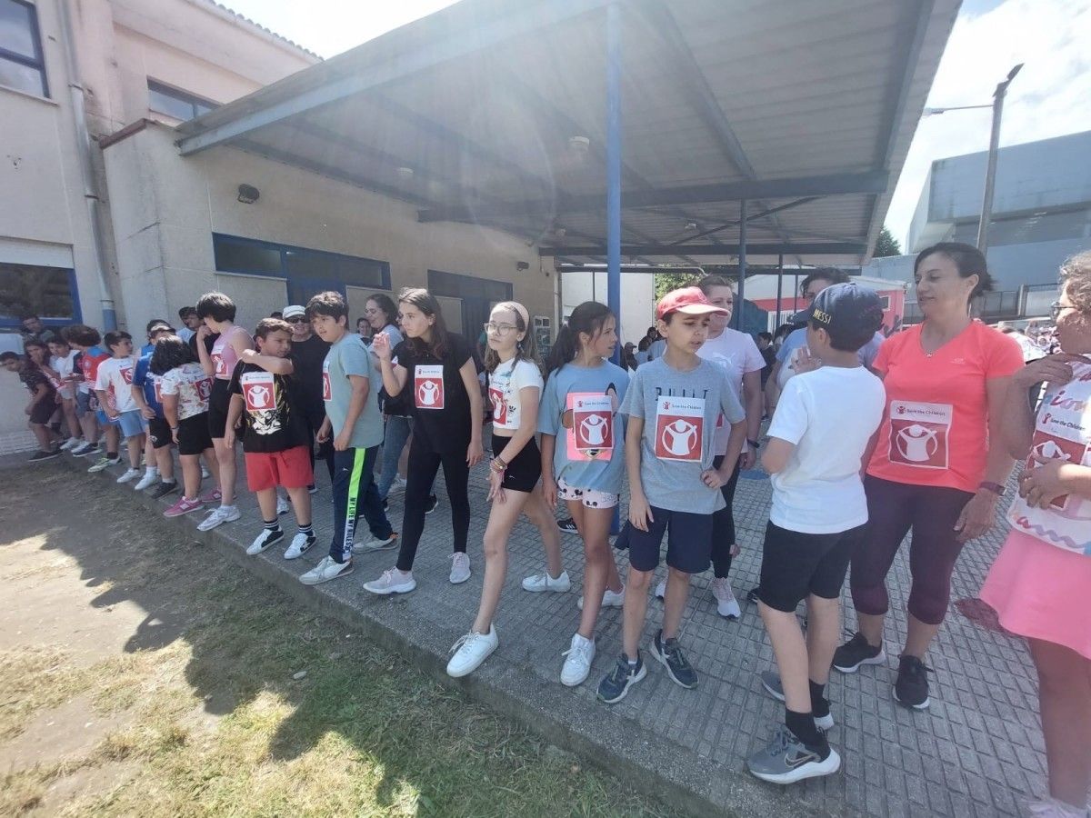 Carrera solidaria para Save the Children en el CEIP de Marcón