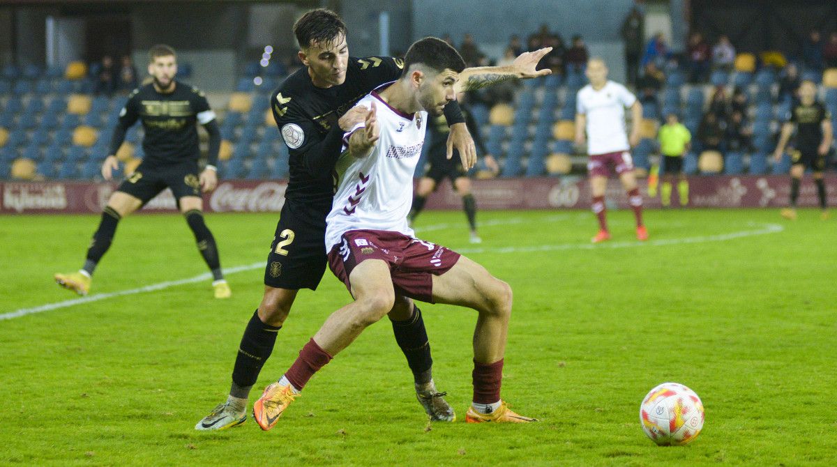 Jon Bakero en el partido entre Pontevedra CF y CD Tenerife en Pasarón de la segunda ronda de la Copa del Rey