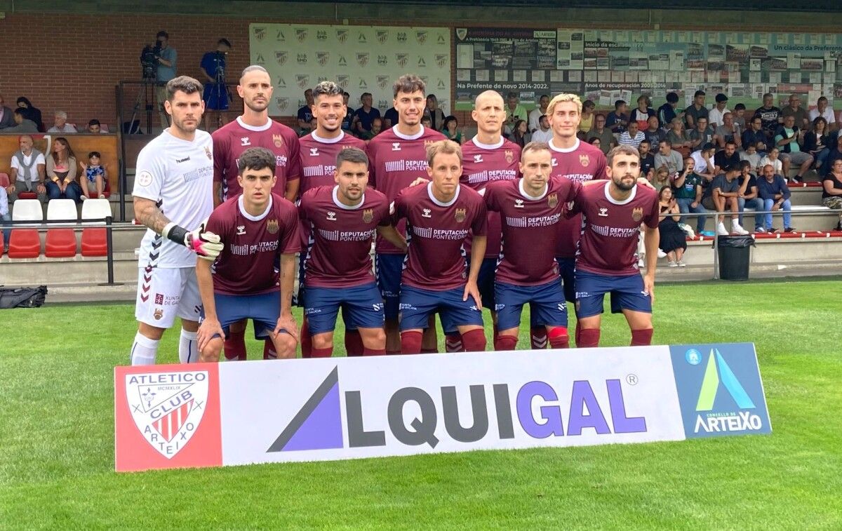 Once inicial del Pontevedra en su primer partido de la pretemporada, frente al Racing de Ferrol