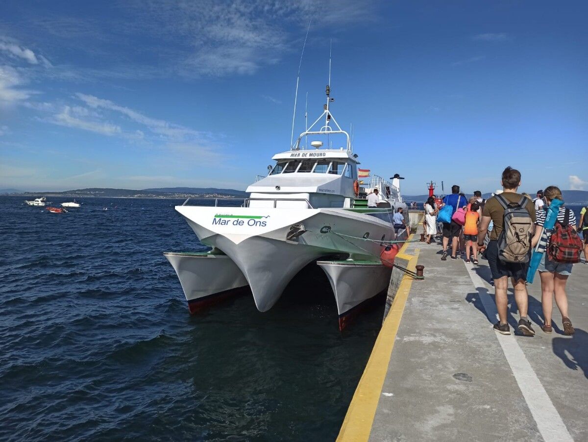 Embarque para visitar la isla de Ons