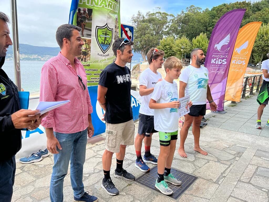 Gómez Noya y Pablo Dapena, en el Campus de Triatlón CD Pinarium