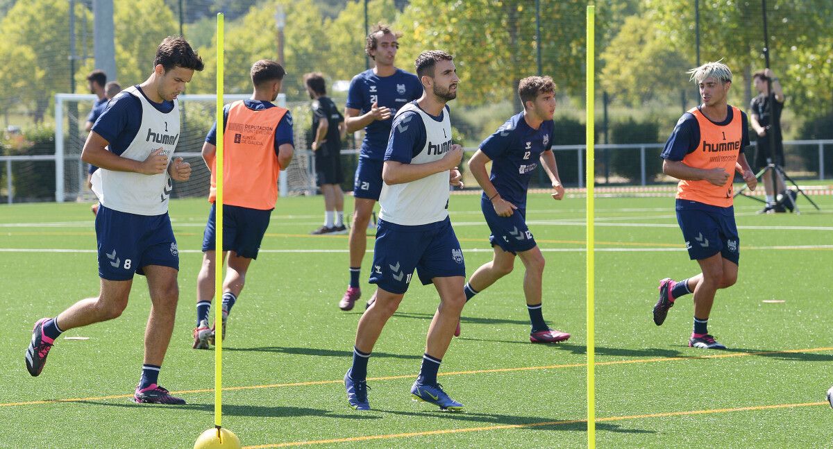 Entrenamiento del Pontevedra en A Xunqueira