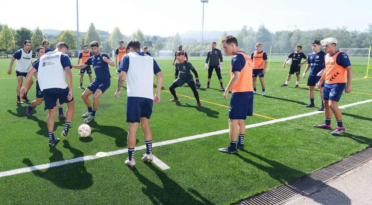 Entrenamiento del Pontevedra en A Xunqueira