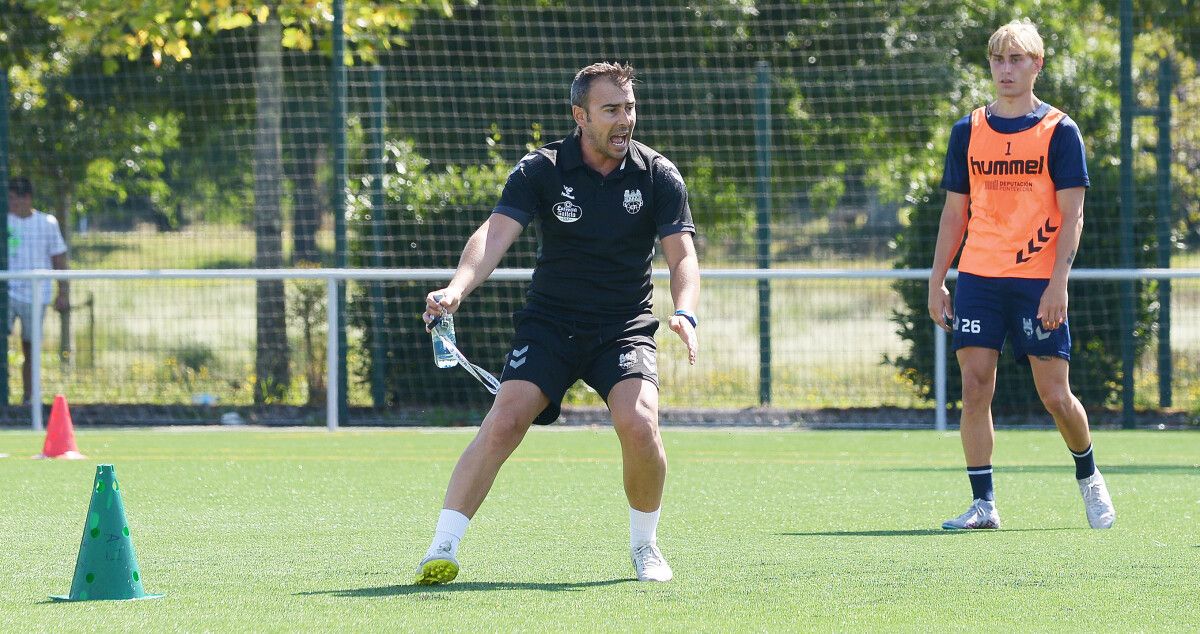 Yago Iglesias, en un entrenamiento del Pontevedra