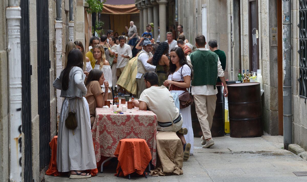 Ambiente nas rúas e prazas na Feira Franca 2023