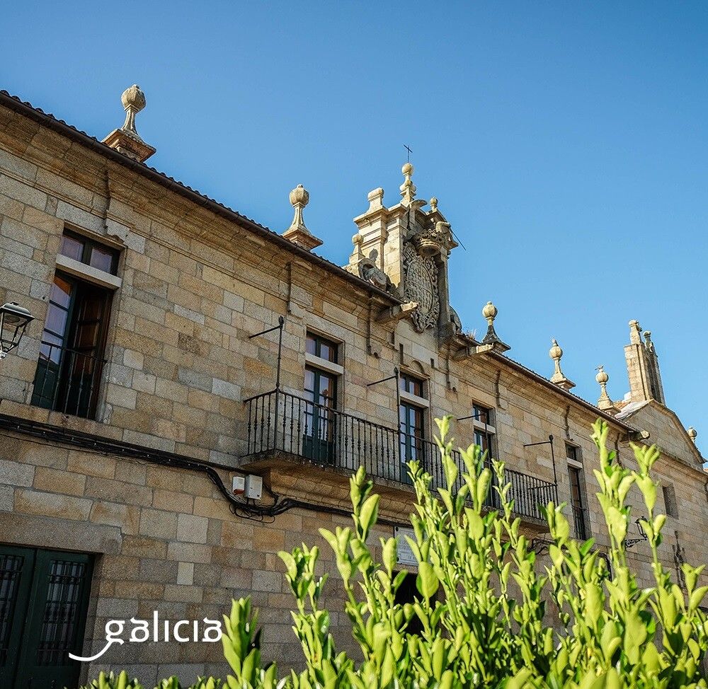 Pazo de Montesacro, asilo de Cambados