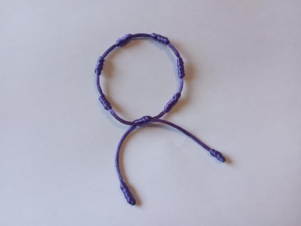 Pulsera solidaria de Femupo