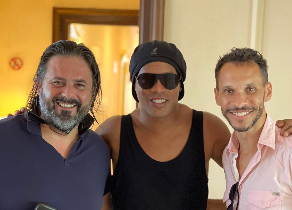 Fabio Cordella, Ronaldinho y Gustavo Almeida