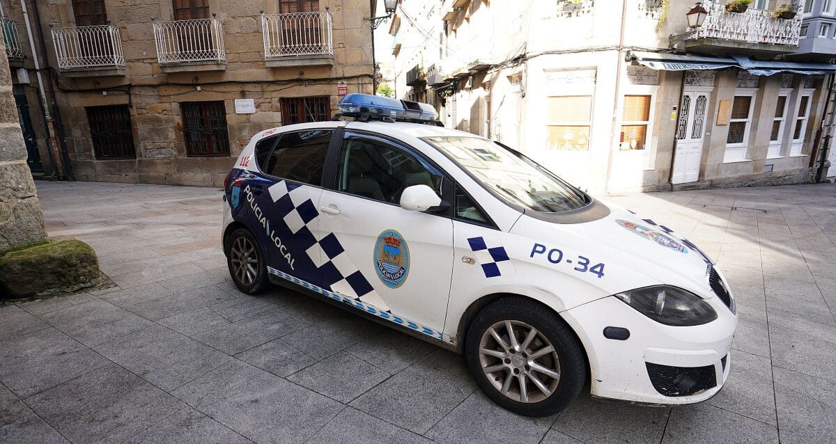 Vehículo de la Policía Local de Pontevedra