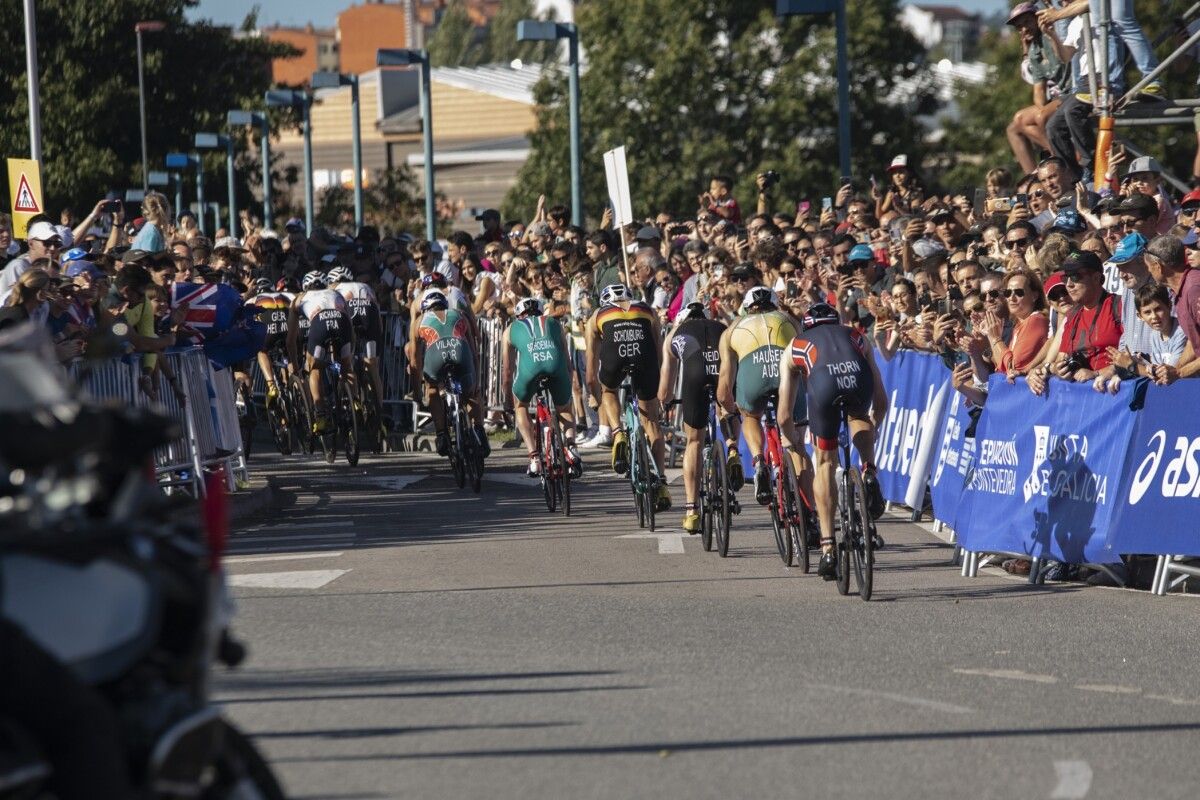 Carrera élite masculina de la Gran Final de las Series Mundiales de Triatlón en Pontevedra