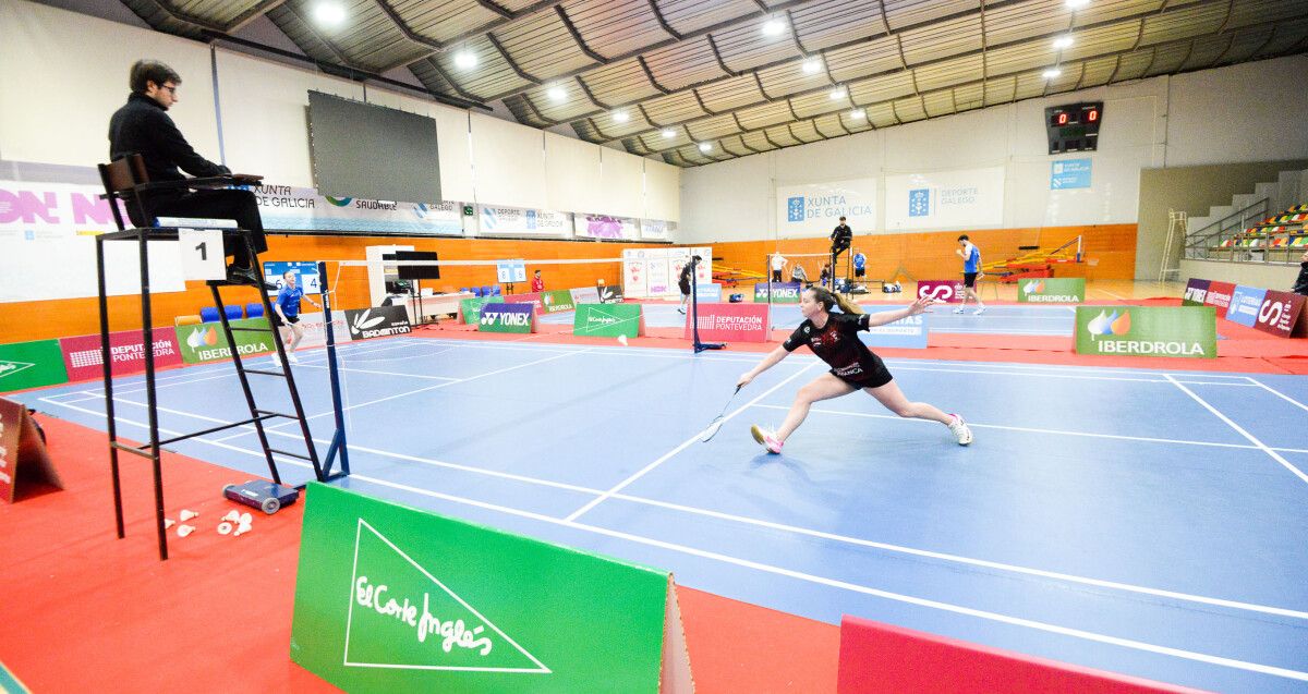 Jornada de División de Honor entre Bádminton Ravachol y Oviedo en el CGTD