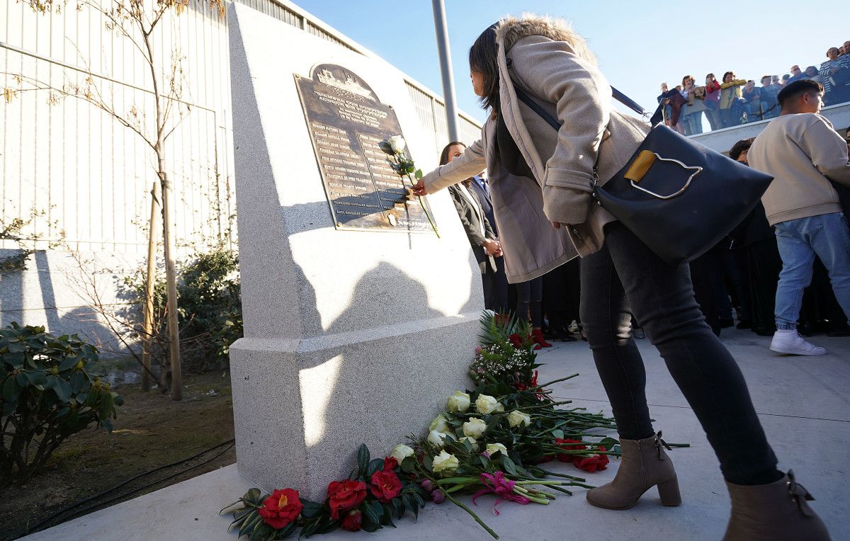 Inauguración en Marín do monumento en homenaxe ás vítimas do Villa de Pitanxo 