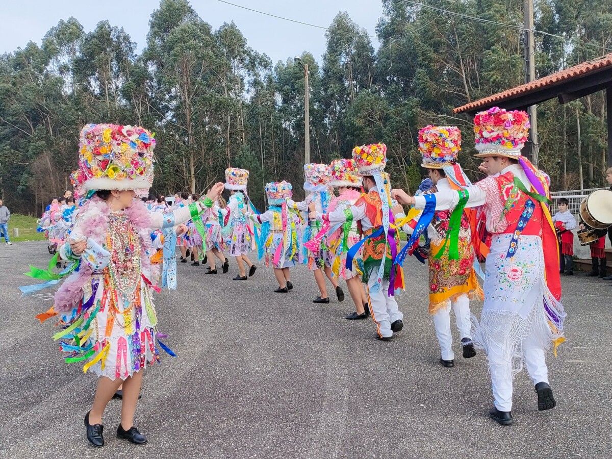 Presentación del Entroido de Cobres por las parroquias