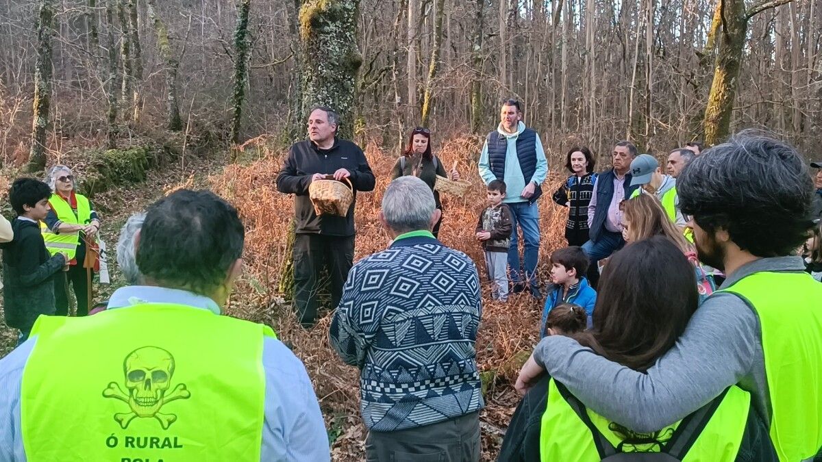 Caminata reivindicativa organizada por la Plataforma contra la A-57