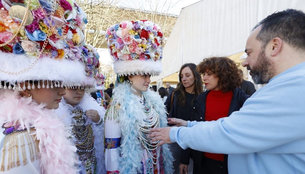 Paloma Castro y Leticia Gallego, en el Entroido de Cobres