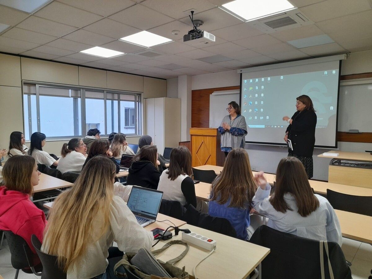 Acción formativa en la Escola de Enfermería de Pontevedra