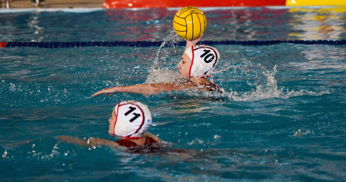 Partido de la fase por la permanencia entre el Waterpolo Pontevedra y el Alcorcón en Rías do Sur